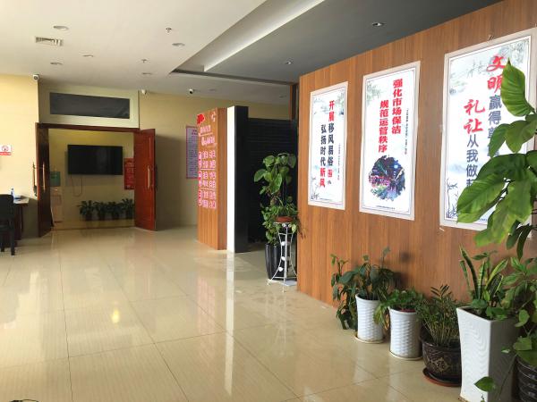 办公区大厅1.jpg