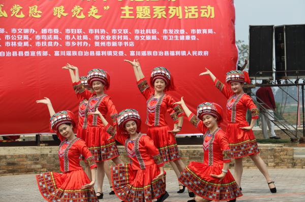 舞蹈《广西等你来》.JPG